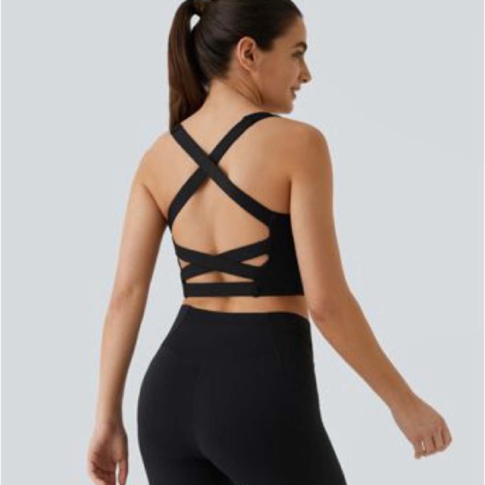 Halara size 1x SoftlyZero Airy Crisscross Cropped Cool Touch Tank Top Sports Bra